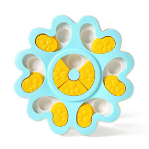 Dog toys stimulate intelligence, foraging devices kill time, pet slow food toys leak food, dog toys